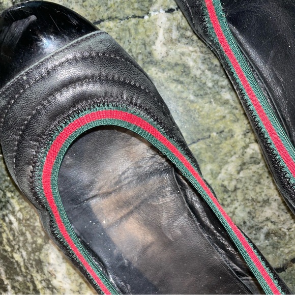 Gucci box. Also comes with ballet slippers - Picture 8 of 8